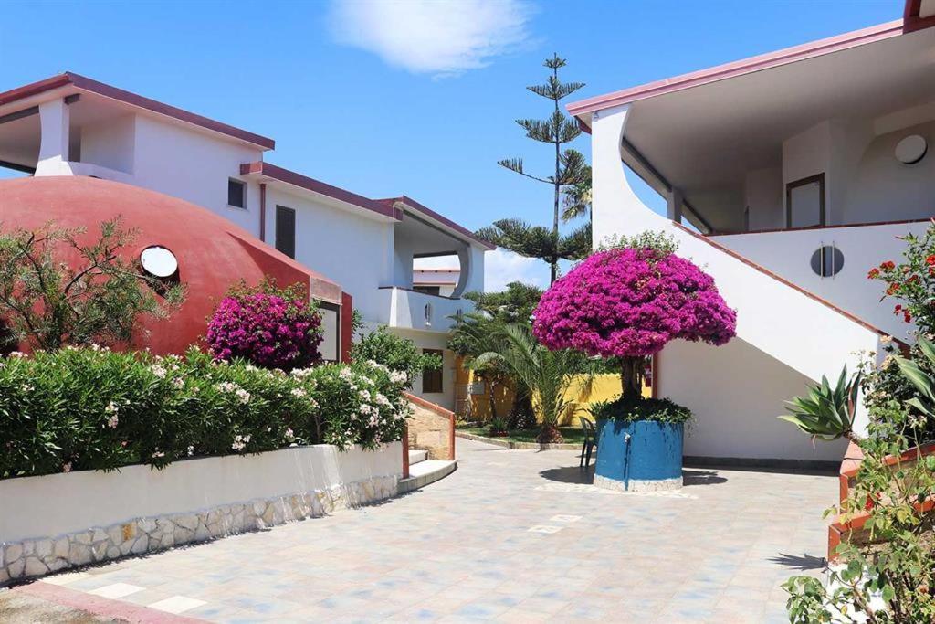 Nirvana Club Village Botricello Bagian luar foto
