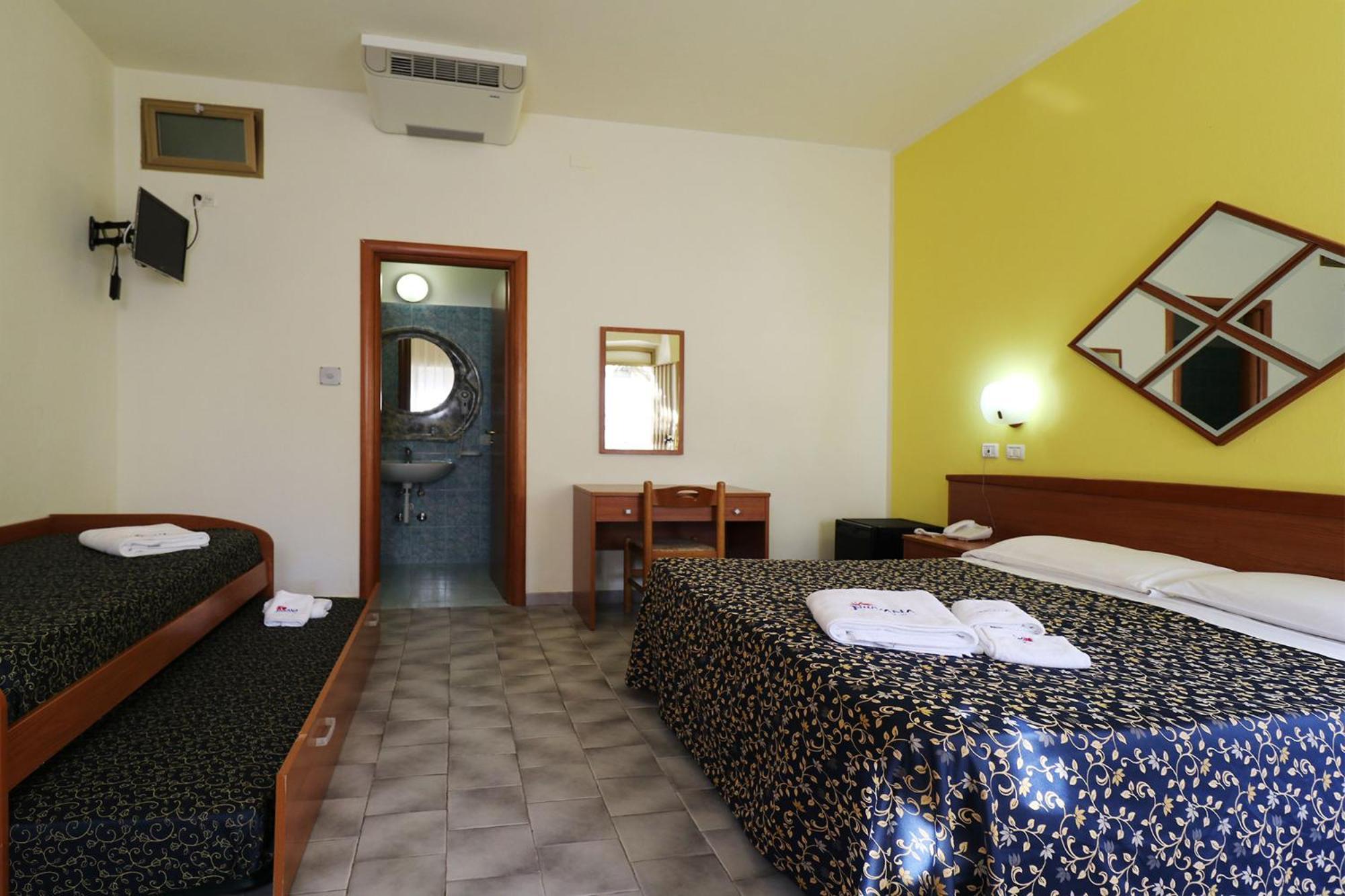 Nirvana Club Village Botricello Ruang foto