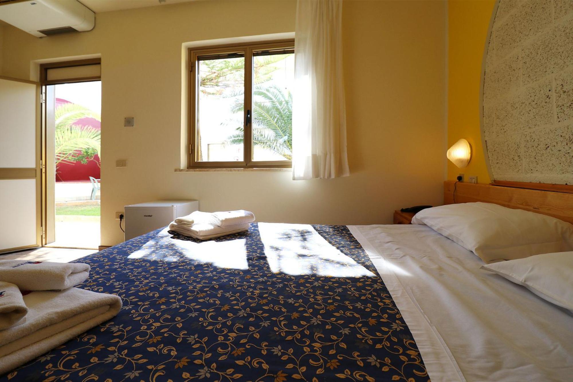 Nirvana Club Village Botricello Bagian luar foto